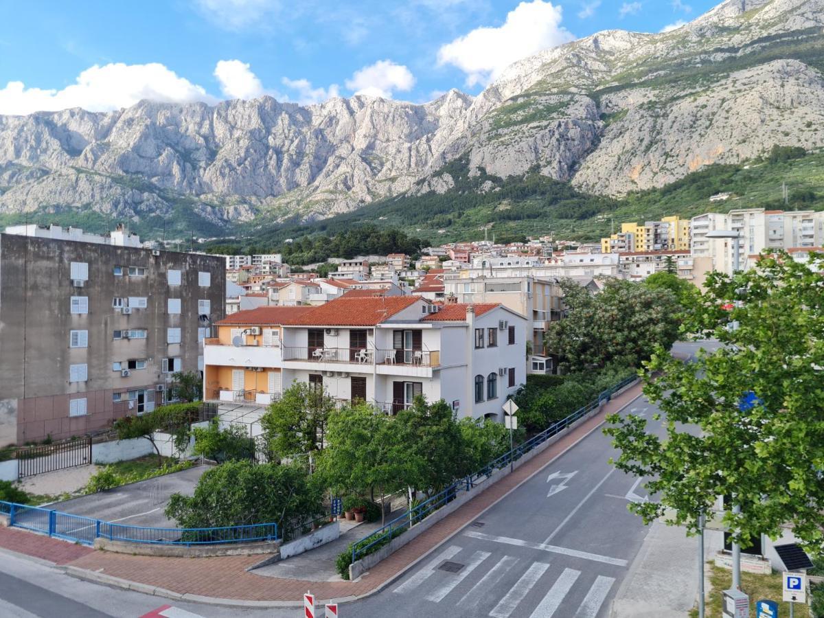 Apartment Silva, 50M From Beach Makarska Exterior foto